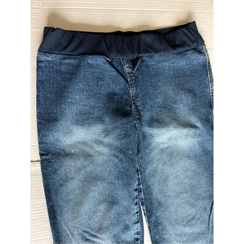 Motherhood Maternity size Small pull on boot cut jeans - Picture 3 of 10